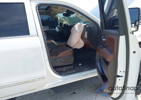 2017 Chevrolet Silverado K2500 High Country from USA, damaged, VIN 1GC1KXEY8HF150484